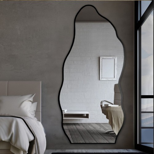 Spiegel mit organischer Form im Rahmen - AURO IM RAHMEN 2