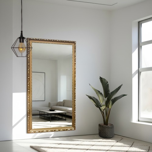 Spiegel mit Holzrahmen mit goldfarbener Ornamentik - 5004003