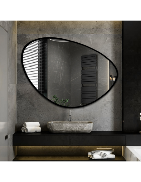 Spiegel in unregelmäßiger Form mit Rahmen - OBSYDIAN IM RAHMEN