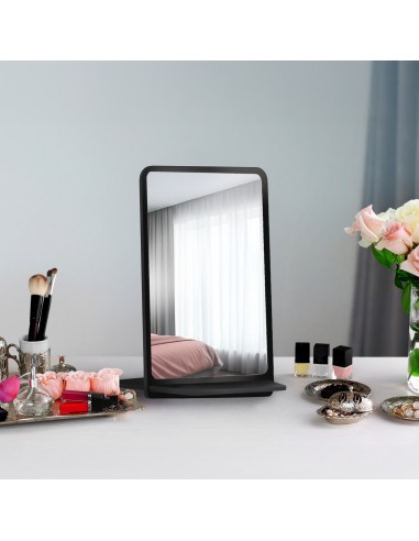Kosmetikspiegel für Make-up auf einem Ständer -...