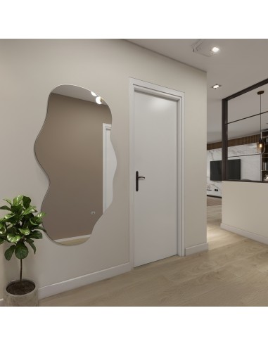 Spiegel mit organischer Form – VERALUCE