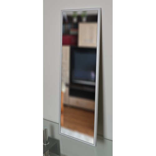 Spiegel mit feinem dekorativem Holzrahmen - 1501 -... 2