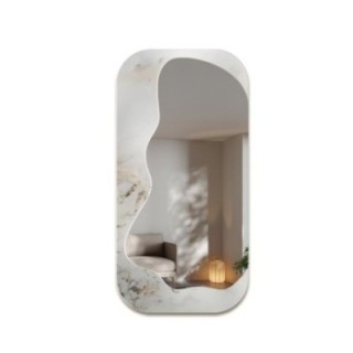 Unregelmäßiger Spiegel auf weiß-goldenem Marmor – MARBLE ZARI