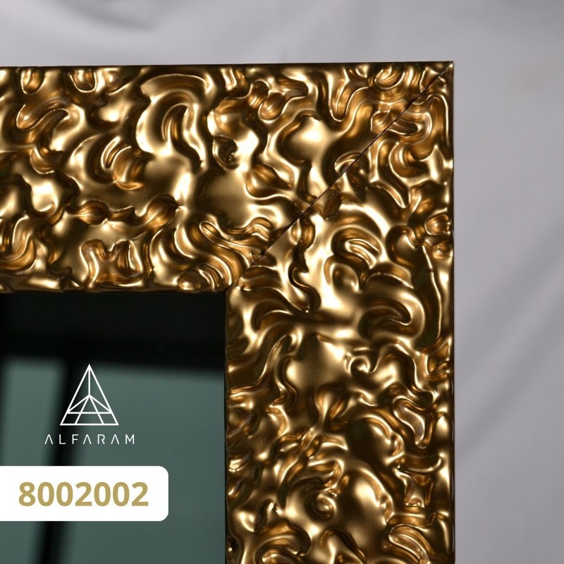 Luxuriöser Wandspiegel mit vergoldetem Rahmen und gealterter Spiegelfläche – 8002002 – JULIA SILVER