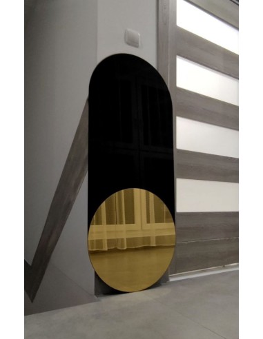 Exklusiver ovaler Dekospiegel mit schwarzem...