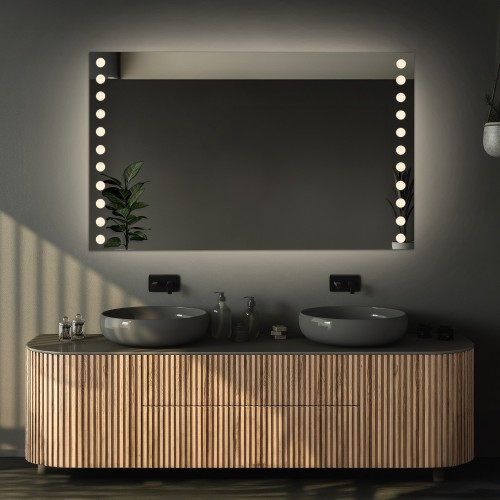 Rechteckiger Badezimmerspiegel mit Antibeschlagheizmatte...