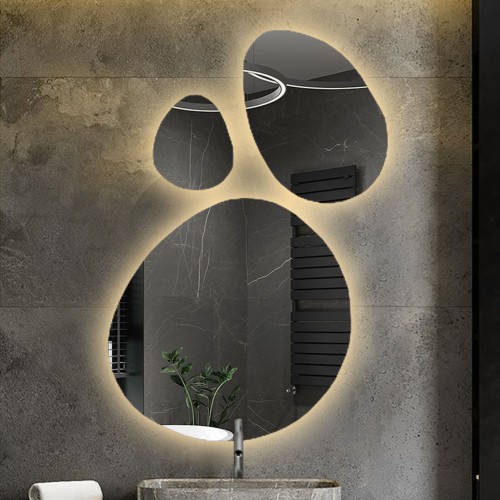 Set aus drei Spiegeln in organischer Form mit Beleuchtung... 2