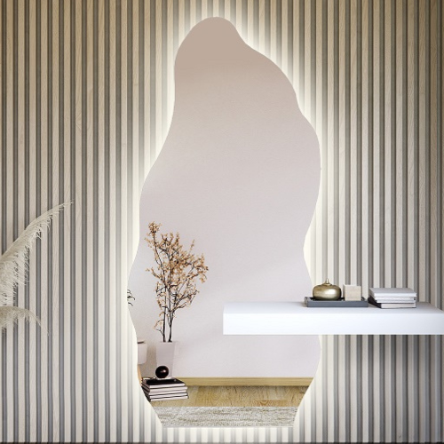 Spiegel in unregelmäßiger Form mit Ausschnitt für einen... 2