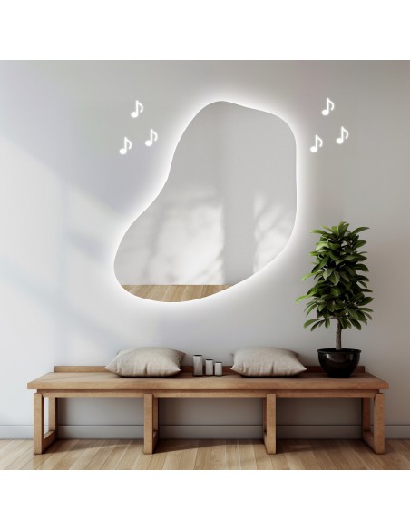 Badezimmerspiegel in unregelmäßiger Form mit Bluetooth-Lautsprecher - KWARC LED PREMIUM