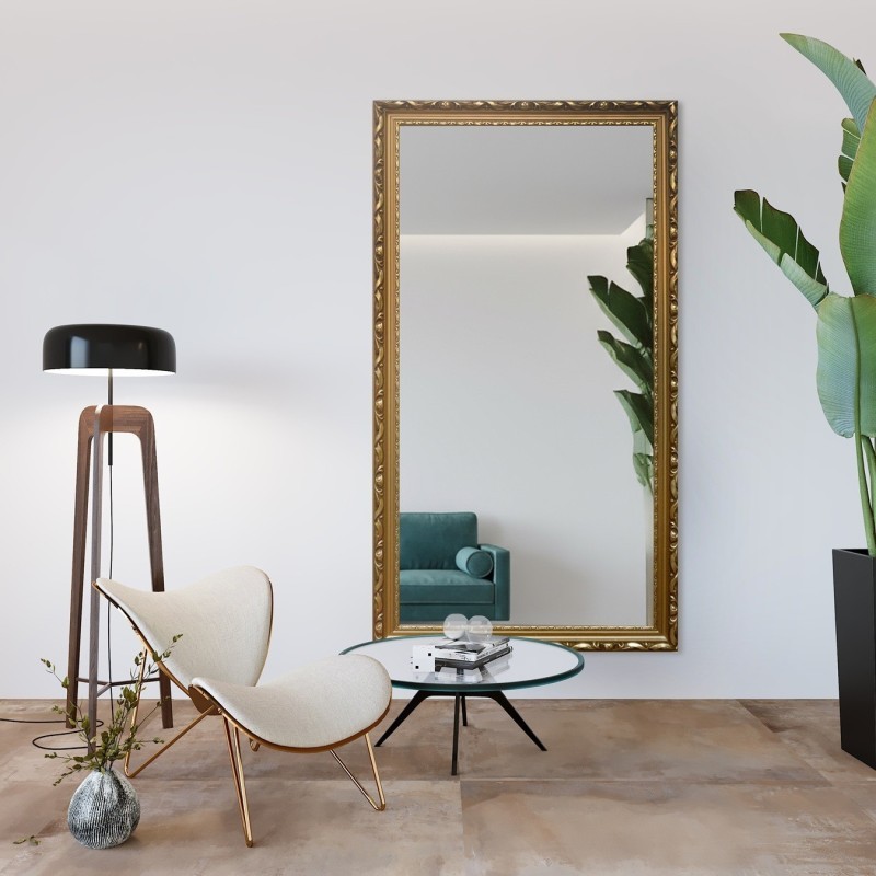 Spiegel mit Holzrahmen mit goldfarbener Ornamentik - 5004003